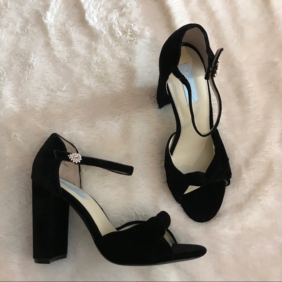 Betsey Johnson Shoes - Betsey Johnson Black Velvet Heel